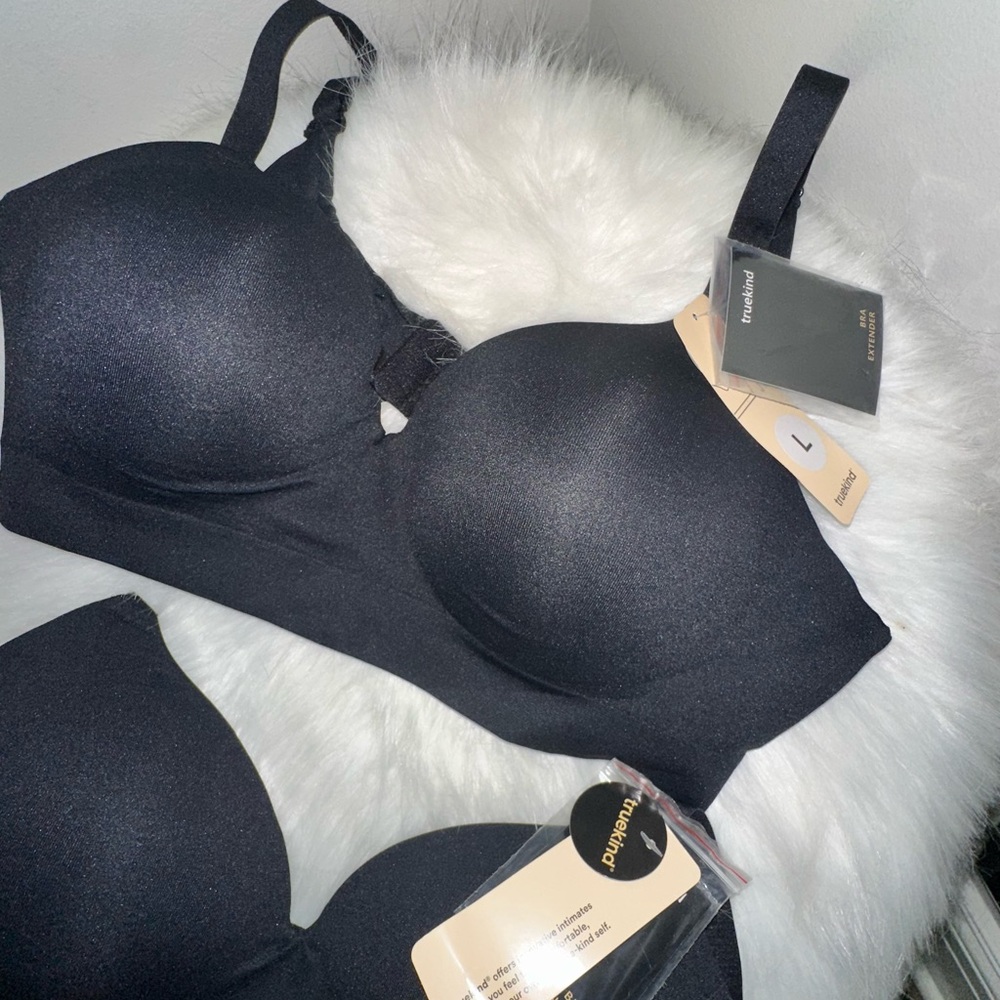 BRAND NEW TRUE-KIND BRAS TWO PACK
Black Intimates NWT!